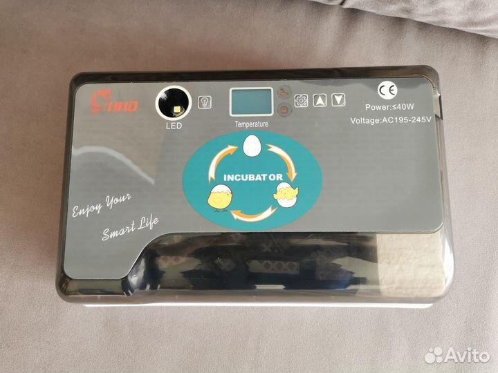 Инкубатор автоматический на 15 яиц