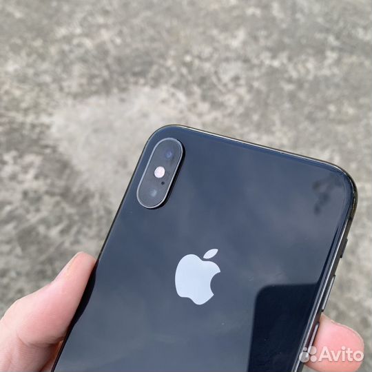 iPhone Xs, 64 ГБ