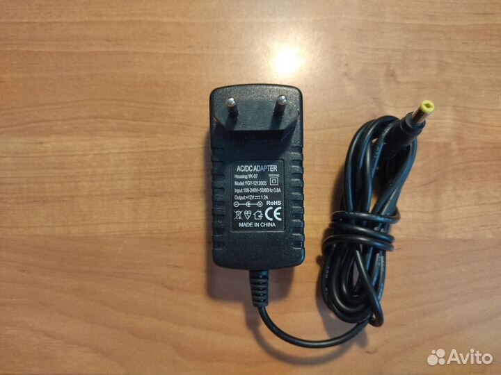 Блок питания 12v 1.2А, штекер 5.5х2.1мм