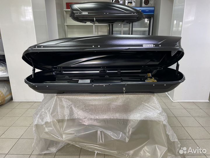 Автобокс Voyage 520л 205см цвет Черный матовый