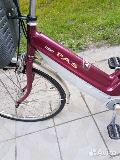 Японский гибридный велосипед yamaha