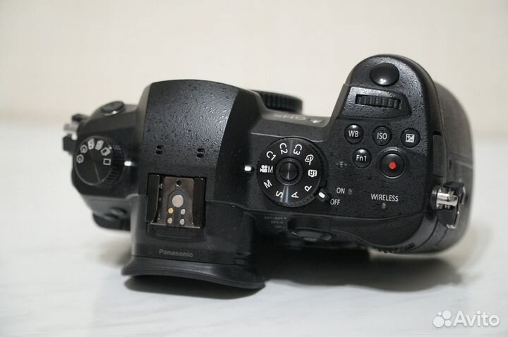 Panasonic Lumix GH5 Body