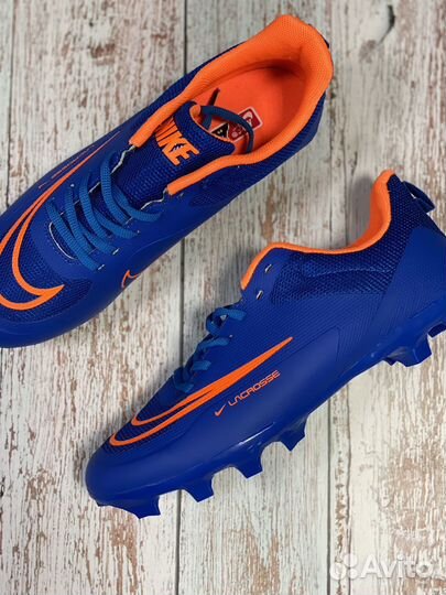 Бутсы Nike футбольные на подростка