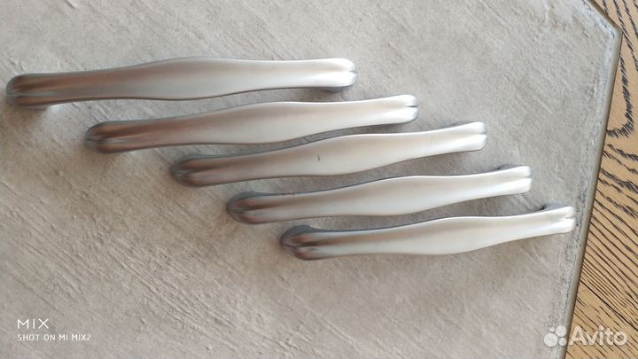 Продам мебельные ручки 5 шт