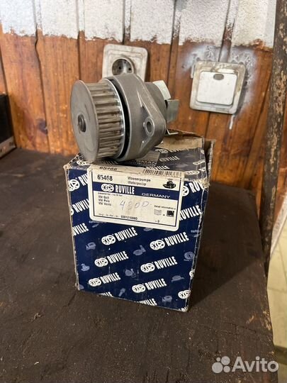 Помпа на volkswagen polo