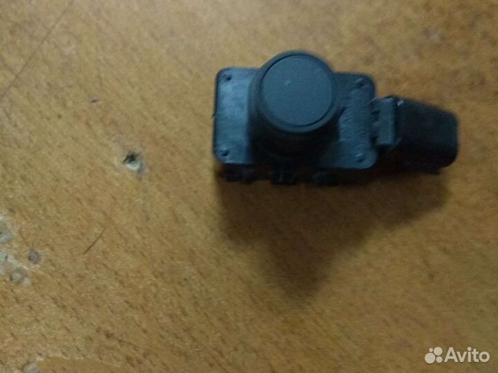 Капот Тойота Лэнд Крузер 200 Парктроник ориг