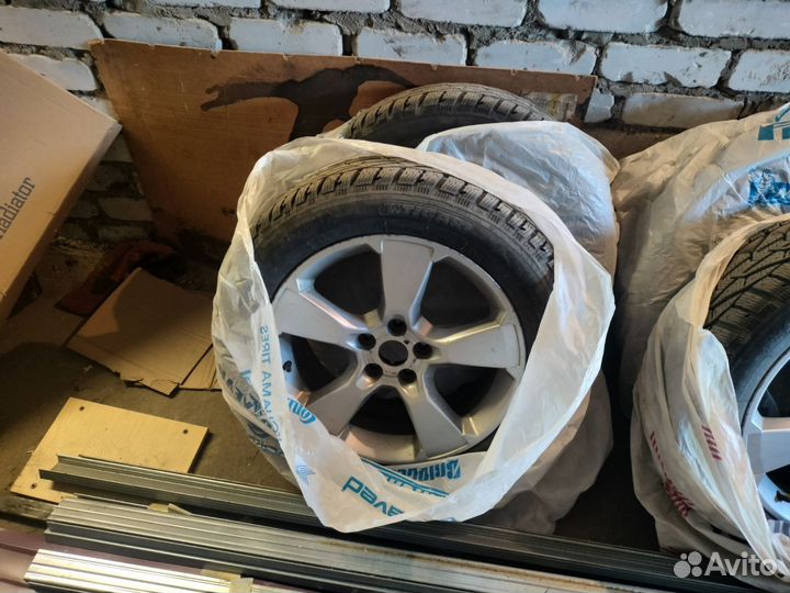 Tigar Winter 255/55 R18