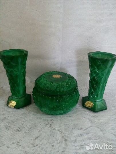 Малахитовое стекло