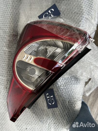 Фонарь задний правый Renault Sandero