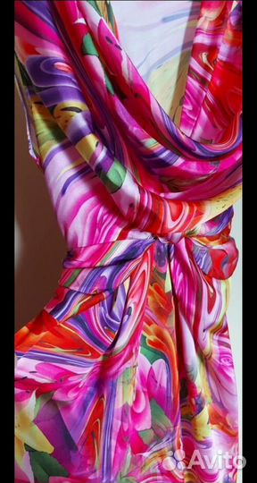 Платье шёлковое 44