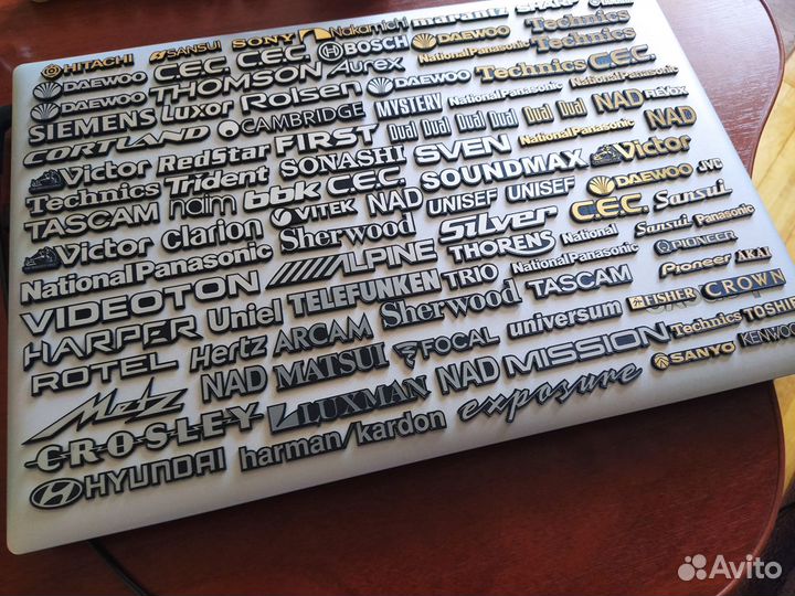 Шильдики на аппаратуру известных мировых брендов