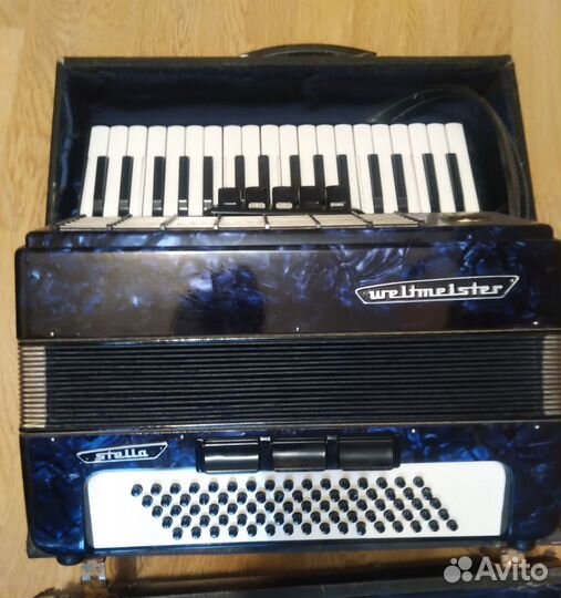 Аккордеон Weltmeister stella