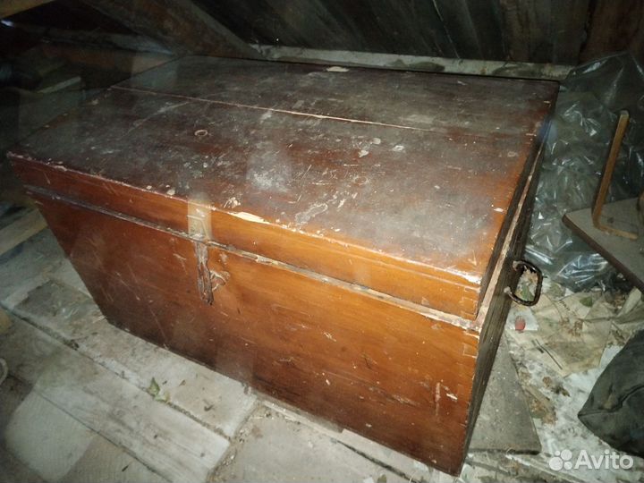 Сундук деревянный старинный большой