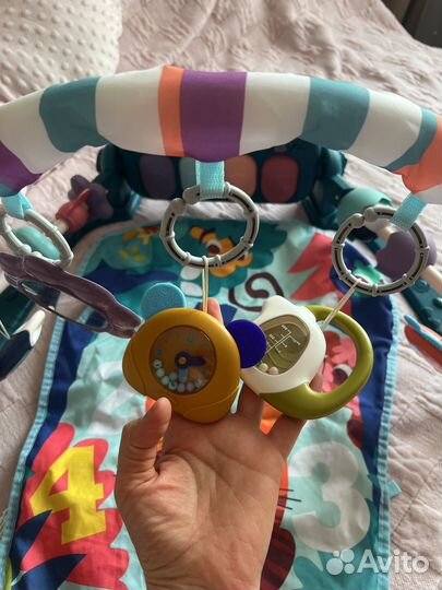 Развивающий коврик с пианино