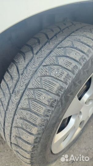 Bridgestone Ice Cruiser 7000 205/55 R16 91T