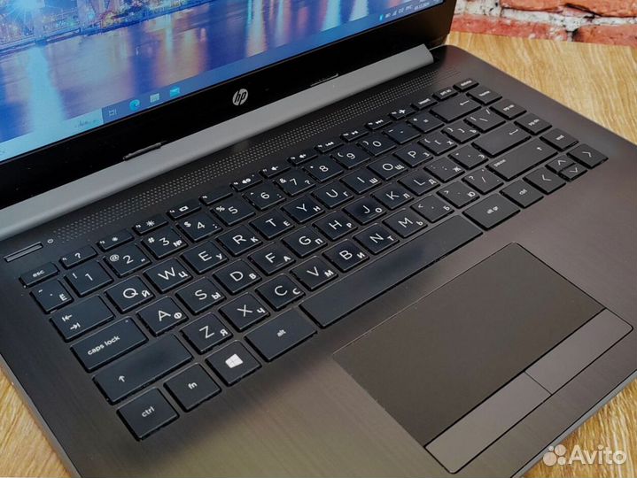 HP Ноутбук 14 дюймов SSD240 i5 для игр работы 240