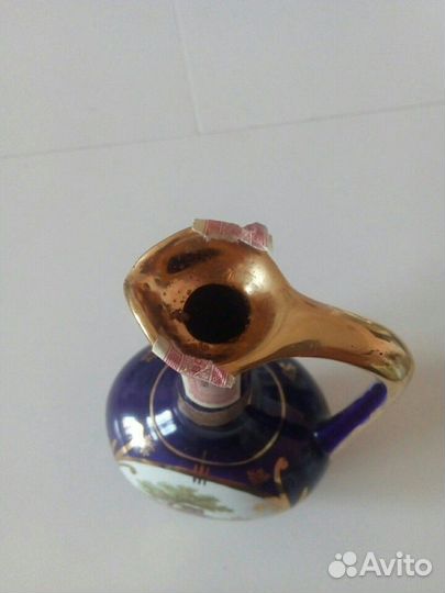 Винтажные фарфоровые кувшины