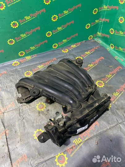 Впускной коллектор Nissan Tiida седан 1.6 HR16DE