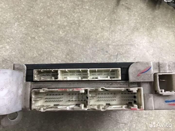 Блок электронный Toyota Camry XV50 2011-2017