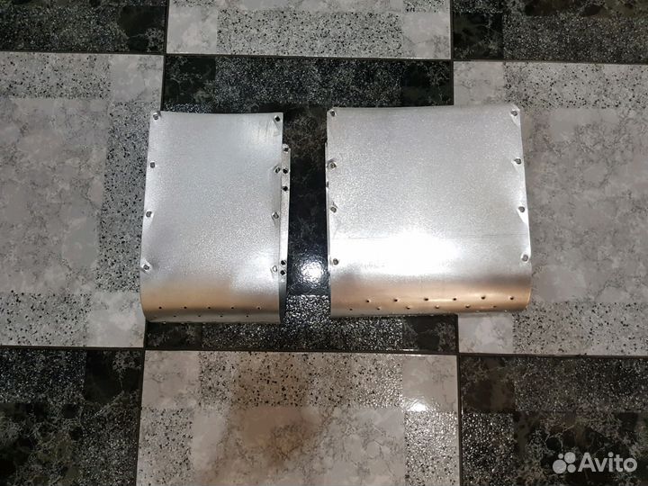 Бункерные кормушки для кроликов