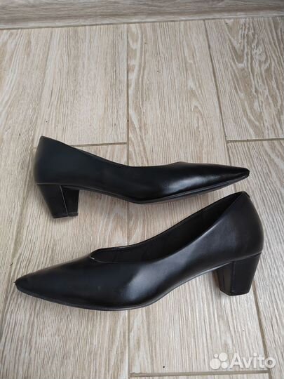 Туфли лодочки 40