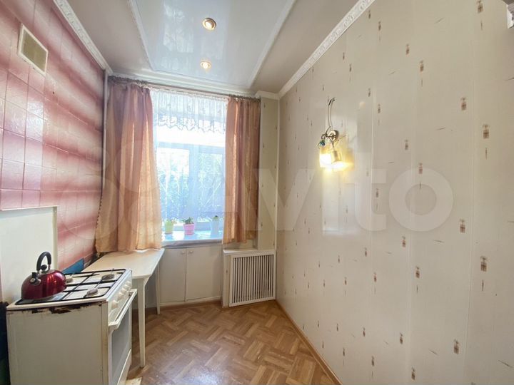 3-к. квартира, 63,7 м², 1/3 эт.