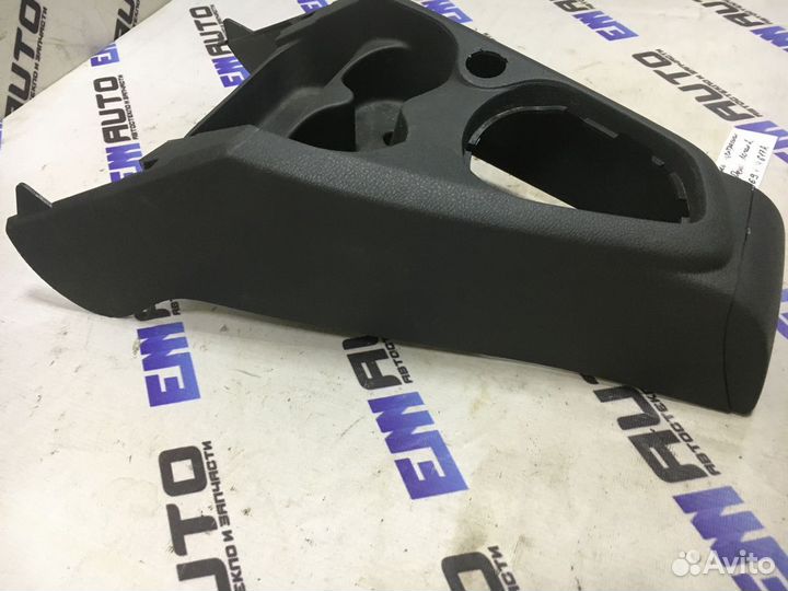 Центральная консоль Рено Логан 2