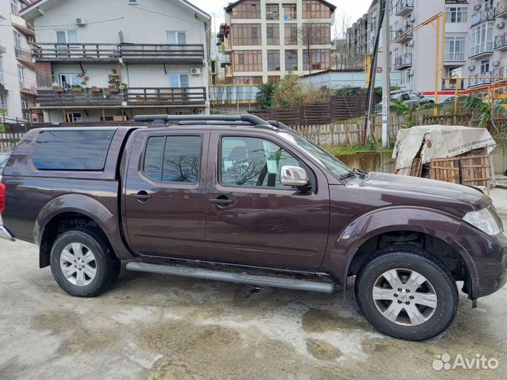 Nissan Navara 2.5 AT, 2012, 167 000 км