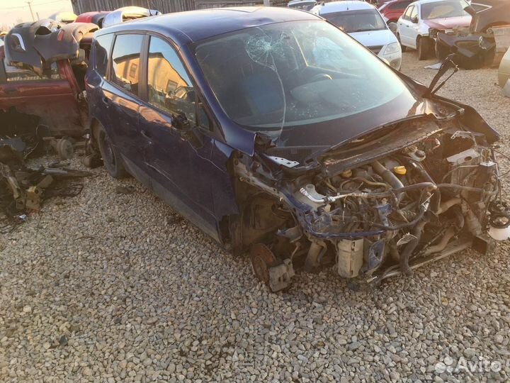 Renault Grand scenic 2009г. По запчастям