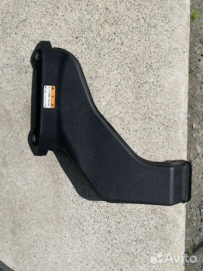 Воздухозаборник / заборник воздушный