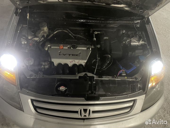 Honda Stream 2.0 AT, 2001, 291 500 км