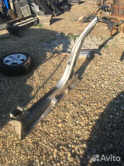 Правый порог, отрез Хендай Элантра 3 XD