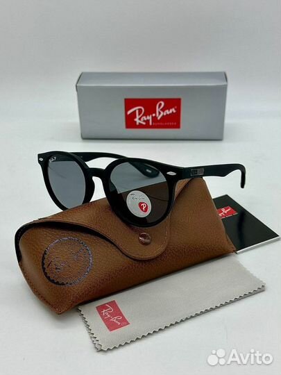 Солнцезащитные очки ray ban