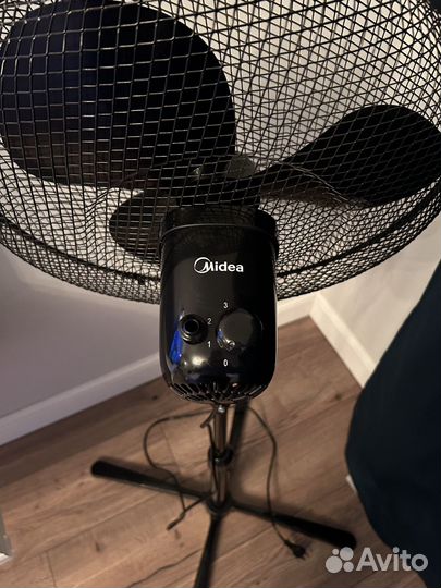 Вентилятор напольный Midea 3000 серия