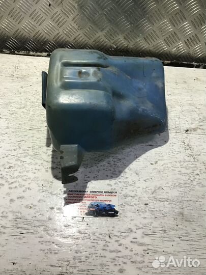 Бачок омывателя Фольксваген Пассат Б3 Passat B3