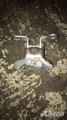 Петля двери задней левой верхняя Toyota Camry V40