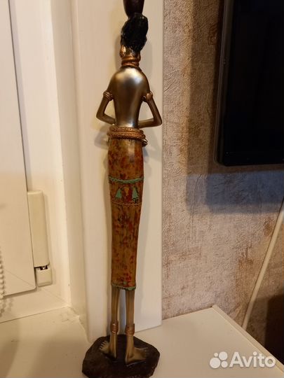 Статуэтка негритянка