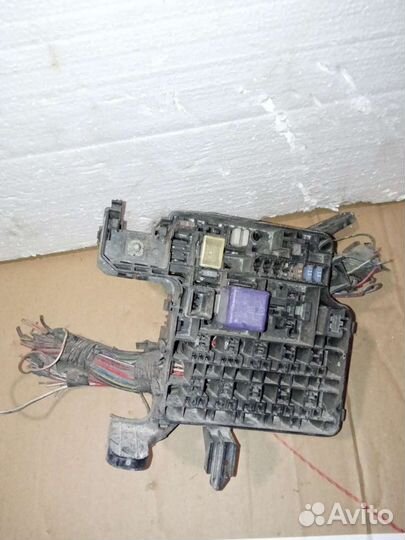 Toyota Camry блок предохранителей