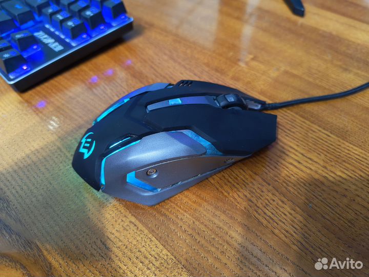 Игровая механическая клавиатура + мышь