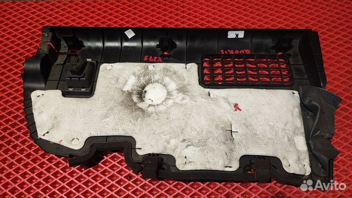 Накладка под бардачок Kia Quoris рестайлинг KH 09