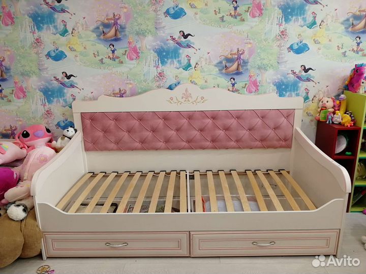 2 Кровати с матрасами фирмы Яна 