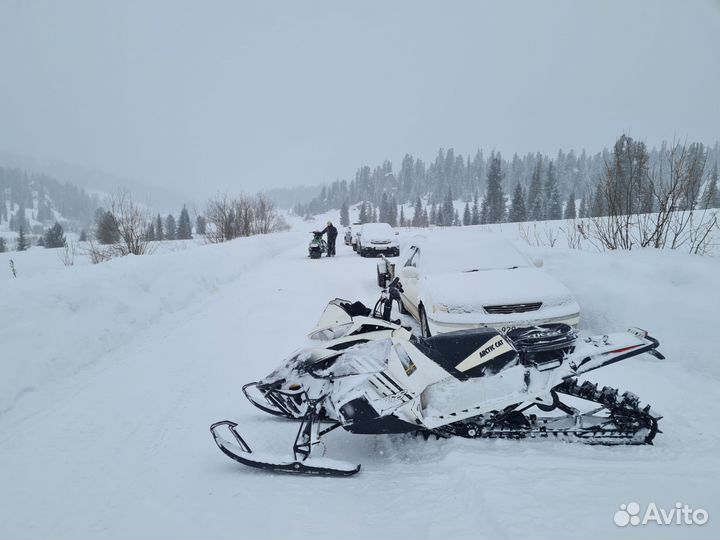 Arctic Cat m8000