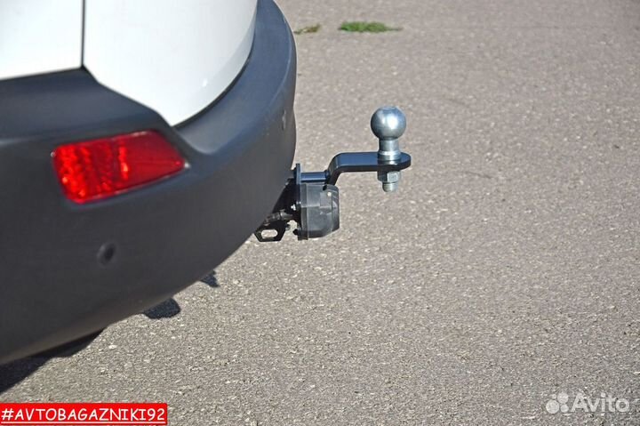 Фаркоп (тсу) под квадрат для RAV4 2013-2019