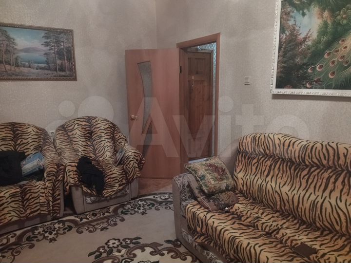 2-к. квартира, 69,8 м², 2/5 эт.