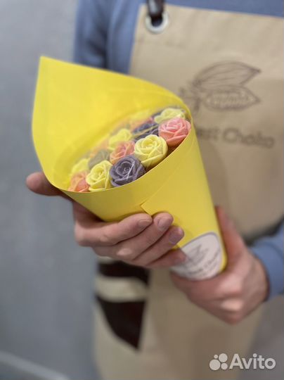 Шоколадные розы пионы букеты на 1 сентября