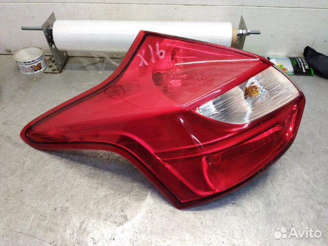 Фонарь задний левый Ford Focus 3 хэтчбек 2.0L I4