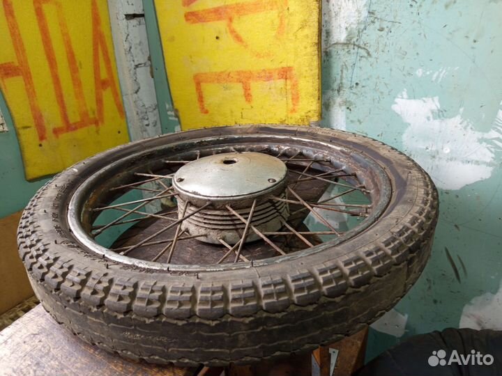 Колесо мотоцикла Панония