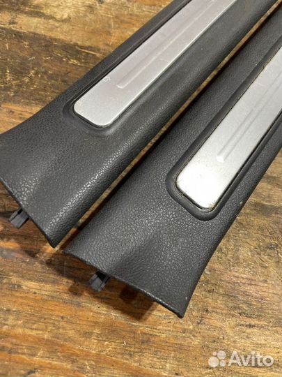 Накладка на порог салона передняя Mercedes-Benz