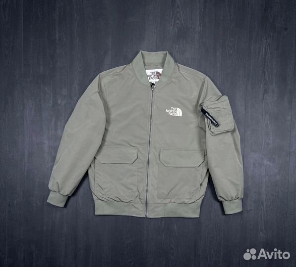 Бомбер The North Face