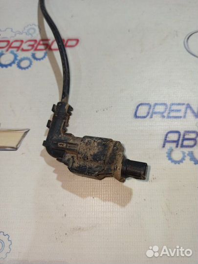 Датчик ABS задний левый Ford Focus 3 хэтчбек 1.6